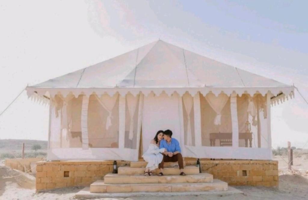 Golden Sandstone Hotel Desert Safari Camp Jaisalmer Buitenkant foto