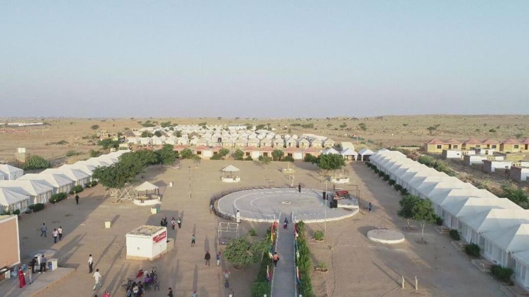 Golden Sandstone Hotel Desert Safari Camp Jaisalmer Buitenkant foto
