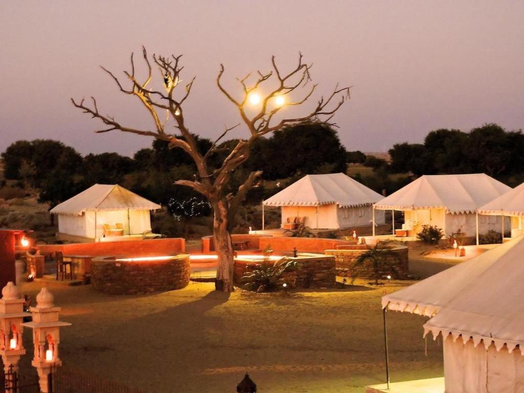 Golden Sandstone Hotel Desert Safari Camp Jaisalmer Buitenkant foto