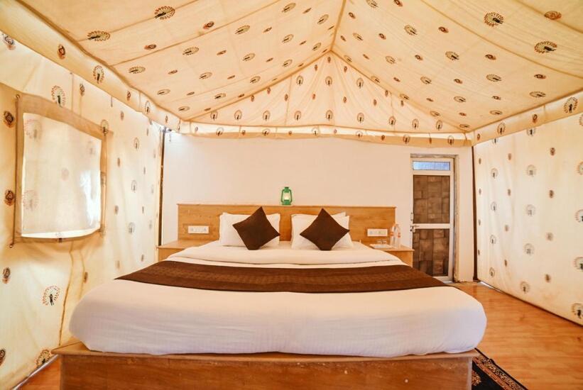 Golden Sandstone Hotel Desert Safari Camp Jaisalmer Buitenkant foto