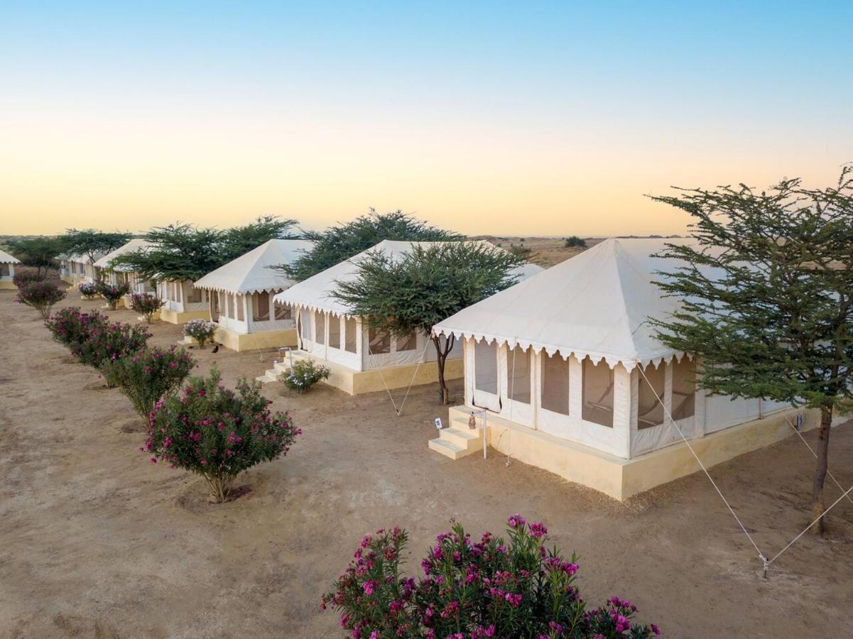 Golden Sandstone Hotel Desert Safari Camp Jaisalmer Buitenkant foto